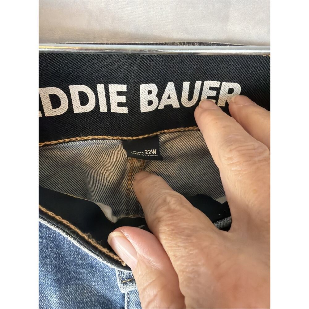 Eddie Bauer Authentic Voyager High Rise Straight Jean Vintage Size 22W NWT 85.00 - Picture 6 of 10